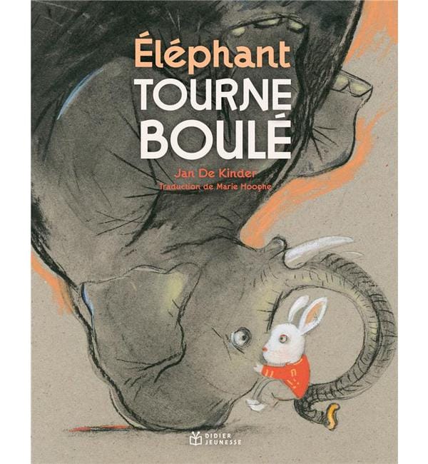 Eléphant tourneboulé